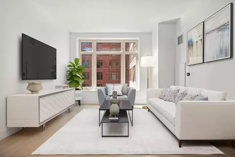 100 Lovejoy Wharf #7L, Boston, MA 02114