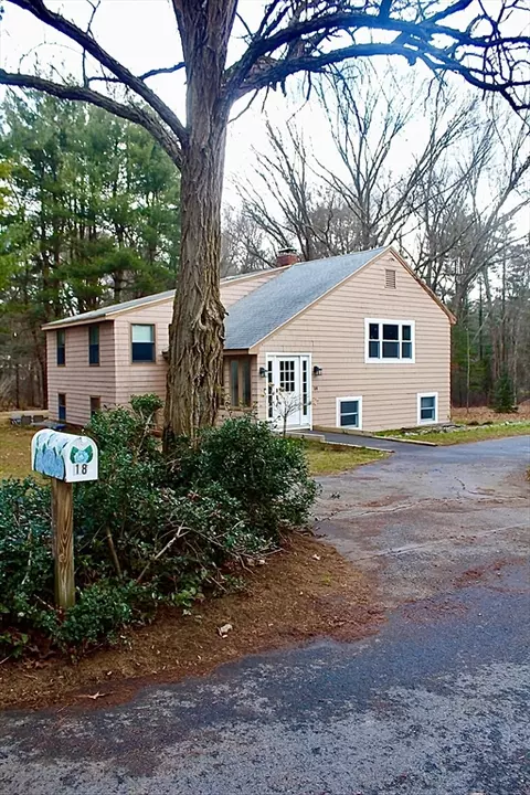 18 Central Way, Rowley, MA 01969