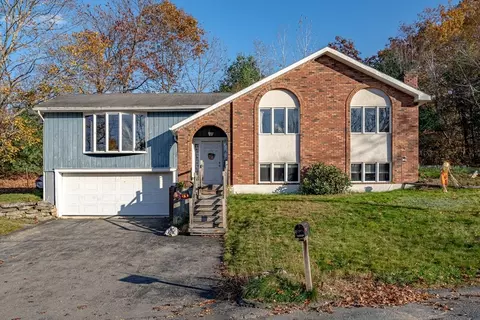 58 Leroy St, Fitchburg, MA 01420