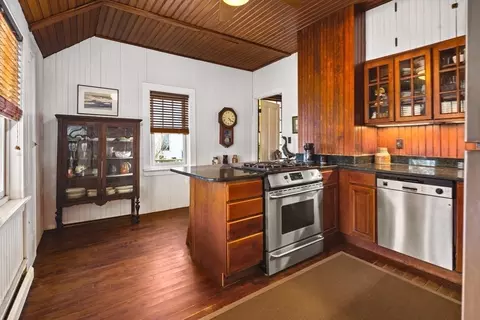 142 Kenberma St, Hull, MA 02045 photo 21