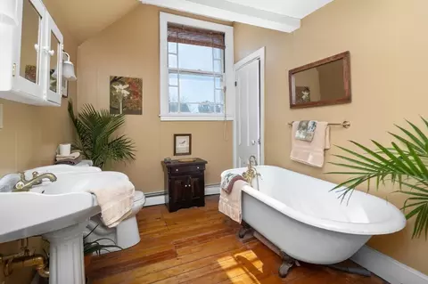 142 Kenberma St, Hull, MA 02045 photo 33