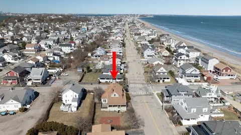 142 Kenberma St, Hull, MA 02045 photo 3