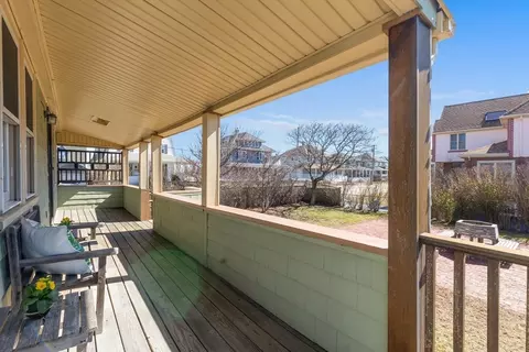 142 Kenberma St, Hull, MA 02045 photo 36