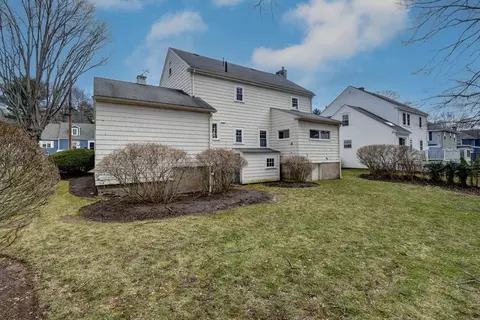 Exterior - 93 Hawthorn Ave, Needham, MA 02492 photo 2 of 2