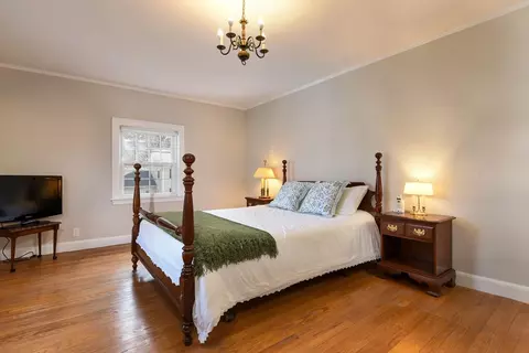 Bedroom - 93 Hawthorn Ave, Needham, MA 02492 photo 1 of 1