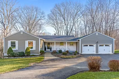 41 Johnson Cir, North Andover, MA 01845