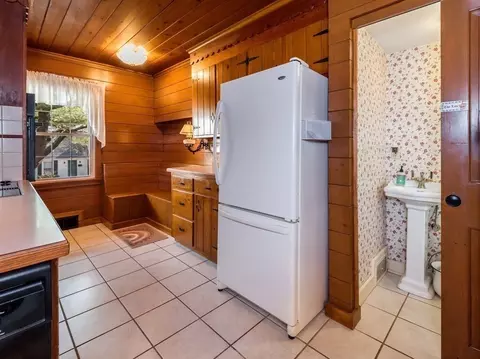 Kitchen - 85 Prudential Rd, Worcester, MA 01606 photo 5 of 5