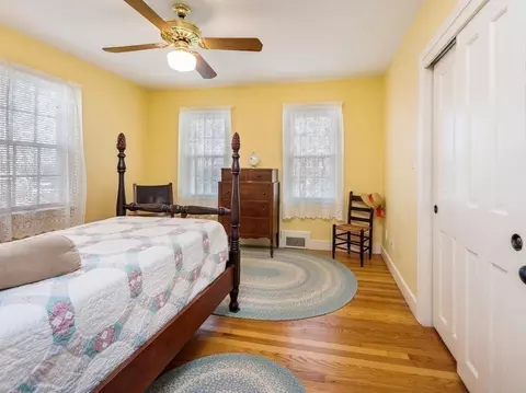 Bedroom - 85 Prudential Rd, Worcester, MA 01606 photo 2 of 6
