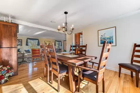 39 Rolling Ln, Dover, MA 02030 photo 4