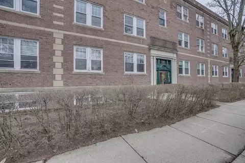 175 Kent St #4, Brookline, MA 02446 photo 20