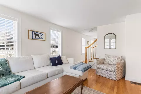 Living - 3 Fieldstone Cir #3, Wareham, MA 02576 photo 3 of 3