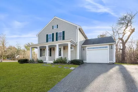 Exterior - 3 Fieldstone Cir #3, Wareham, MA 02576 photo 2 of 4