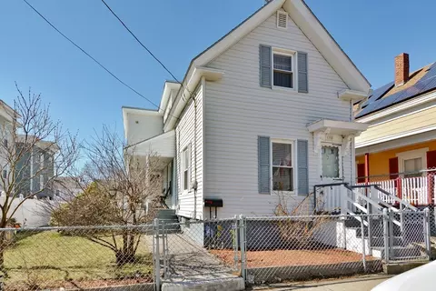 190 Willow St, Lawrence, MA 01841