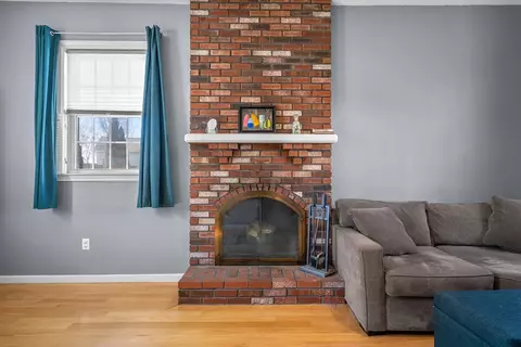 75 Cabot St #7, Beverly, MA 01915 photo 12