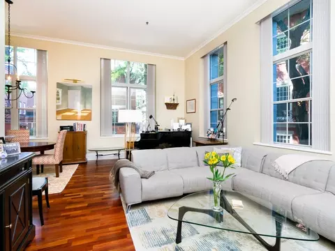 30 Monument Sq #209, Boston, MA 02129