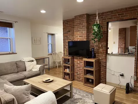 87 Gainsborough St #107, Boston, MA 02115