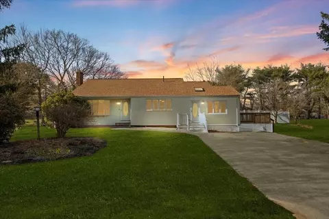 25 Greenfield St, Easton, MA 02375