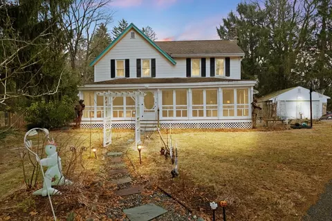 7 Shufelt Rd, Walpole, MA 02071