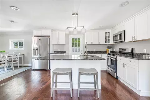 299 Cotuit Rd, Mashpee, MA 02649 photo 8