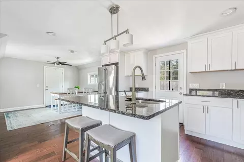 299 Cotuit Rd, Mashpee, MA 02649 photo 9