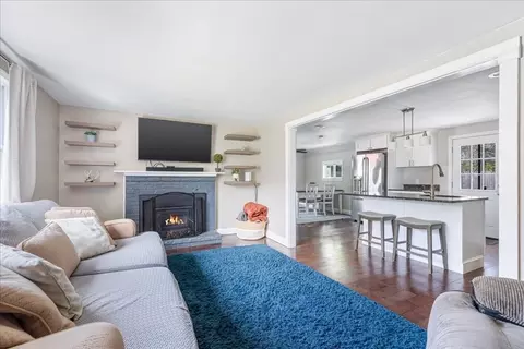 299 Cotuit Rd, Mashpee, MA 02649 photo 7
