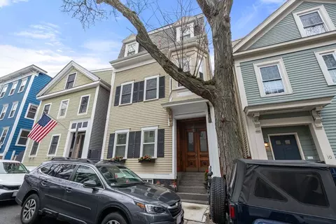 8 Trenton St #2, Charlestown, MA 02129