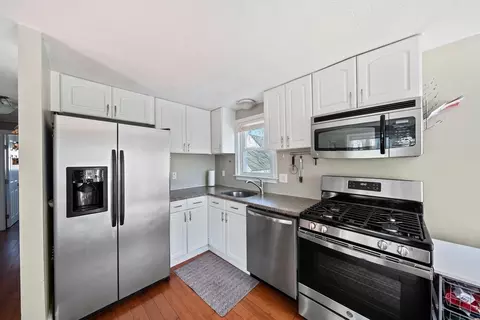 1 Bradley Woods Dr, Hingham, MA 02043 photo 3