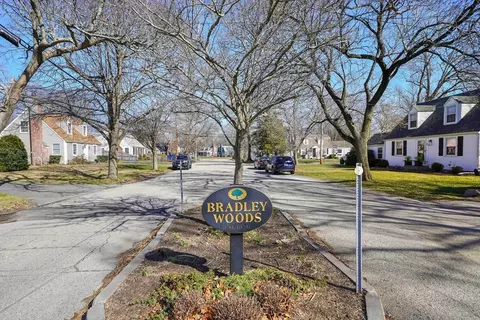 1 Bradley Woods Dr, Hingham, MA 02043 photo 17