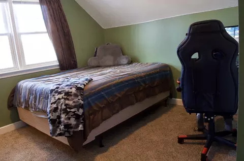 Bedroom - 1 Mann St, Blackstone, MA 01504 photo 2 of 4
