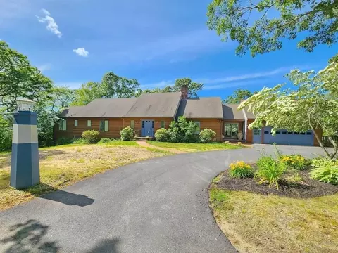 2 Mill Pond Cir, Bourne, MA 02532