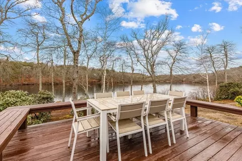 2 Mill Pond Cir, Bourne, MA 02532 photo 6