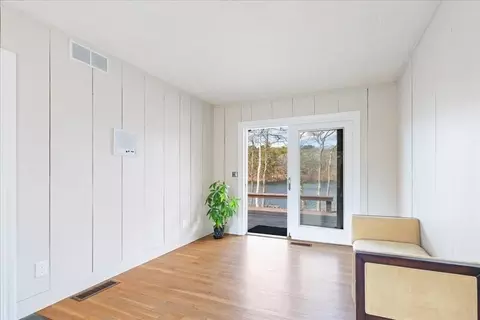 2 Mill Pond Cir, Bourne, MA 02532 photo 11
