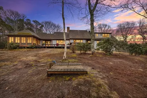 2 Mill Pond Cir, Bourne, MA 02532 photo 4