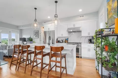 3305-3309 Washington St #401, Jamaica Plain, MA 02130