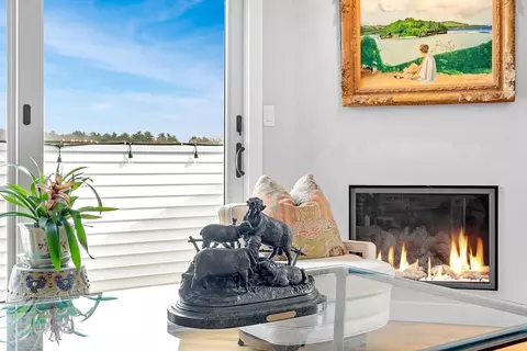 Living - 66 Haskell St #PE, Beverly, MA 01915 photo 3 of 3