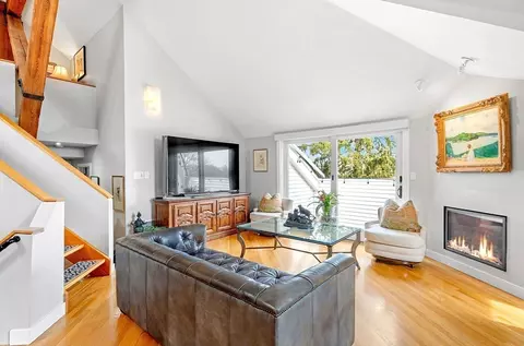 Living - 66 Haskell St #PE, Beverly, MA 01915 photo 2 of 3