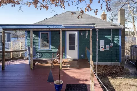 Exterior - 23 Rose Point Ave, Wareham, MA 02576 photo 1 of 4
