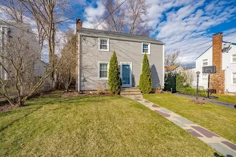 Exterior - 258 Ashley St, West Springfield, MA 01089 photo 2 of 11