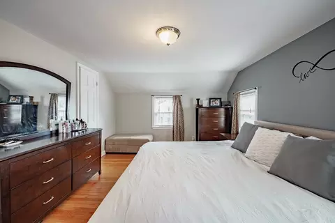 Bedroom - 258 Ashley St, West Springfield, MA 01089 photo 4 of 9