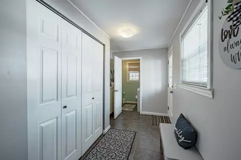 Entry Way - 258 Ashley St, West Springfield, MA 01089 photo 1 of 4
