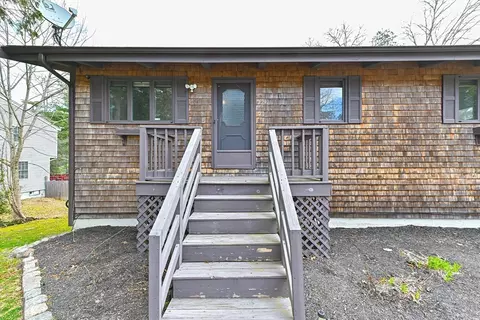 Exterior - 229 Lake Ave, Wareham, MA 02538 photo 2 of 7