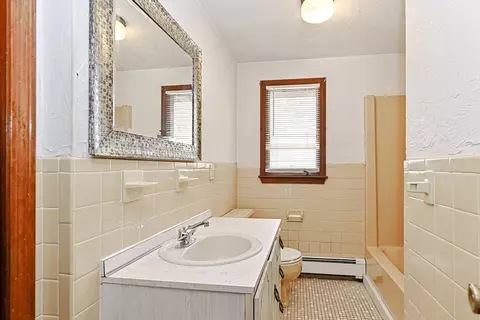 Bath - 229 Lake Ave, Wareham, MA 02538 photo 1 of 2
