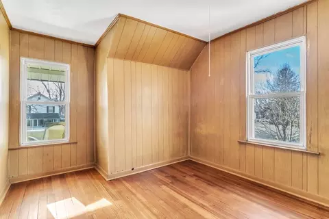 164 Phoenix Ter, Springfield, MA 01104 photo 23