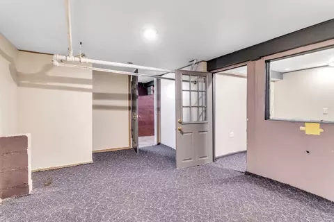 164 Phoenix Ter, Springfield, MA 01104 photo 31