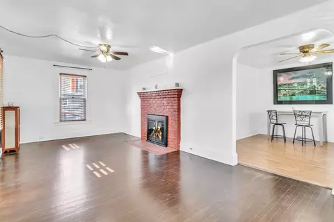 164 Phoenix Ter, Springfield, MA 01104 photo 3
