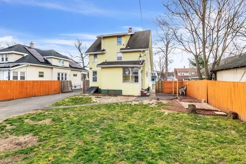 164 Phoenix Ter, Springfield, MA 01104 photo 37