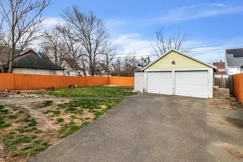 164 Phoenix Ter, Springfield, MA 01104 photo 38