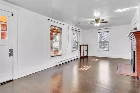 164 Phoenix Ter, Springfield, MA 01104 photo 6