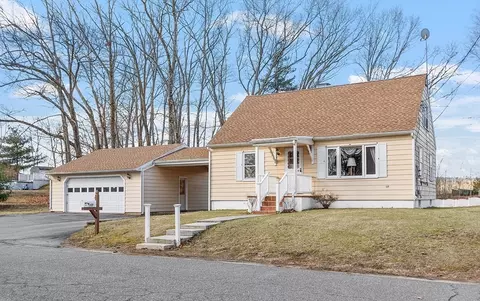 107 Malburn St, Leominster, MA 01453