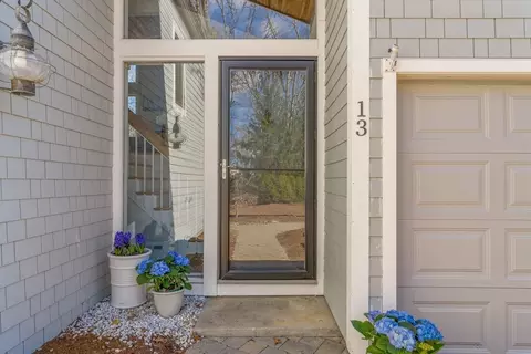 Entry Way - 13 Sand Dollar Ln, Mashpee, MA 02649 photo 1 of 5